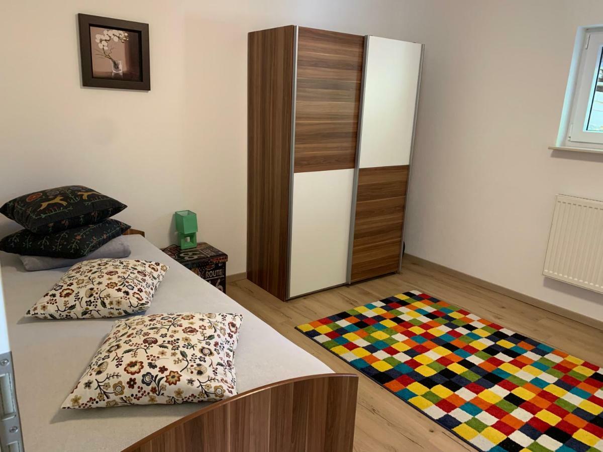 Terrassenwohnung In Estenfeld Bei Wuerzburg Eksteriør bilde