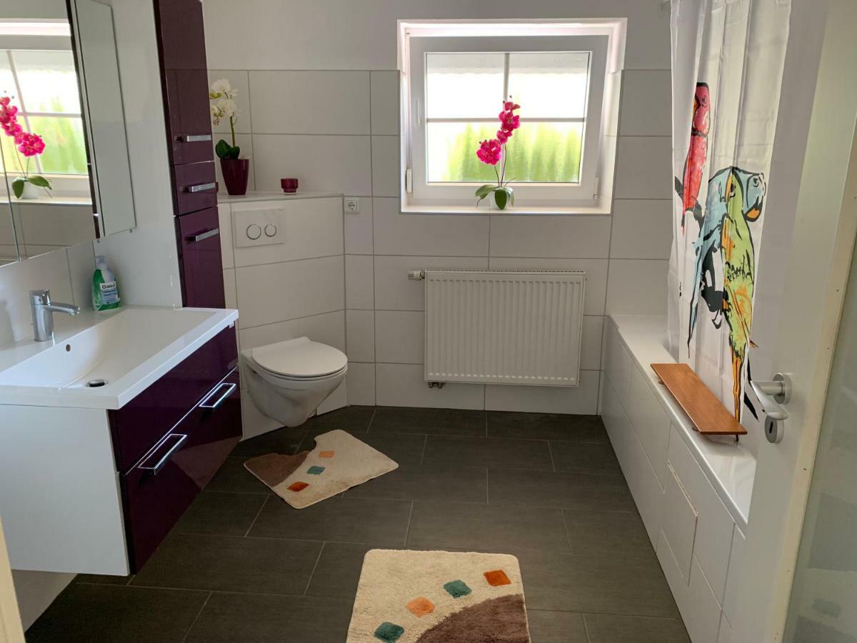 Terrassenwohnung In Estenfeld Bei Wuerzburg Eksteriør bilde